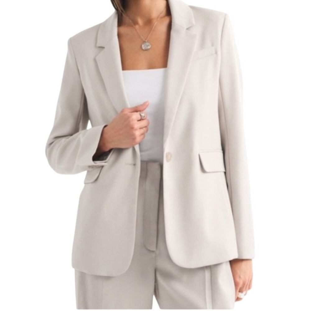 NWT Abercrombie &  Fitch "Sold Out" Oversized Classic Corporate Chic Blazer  L